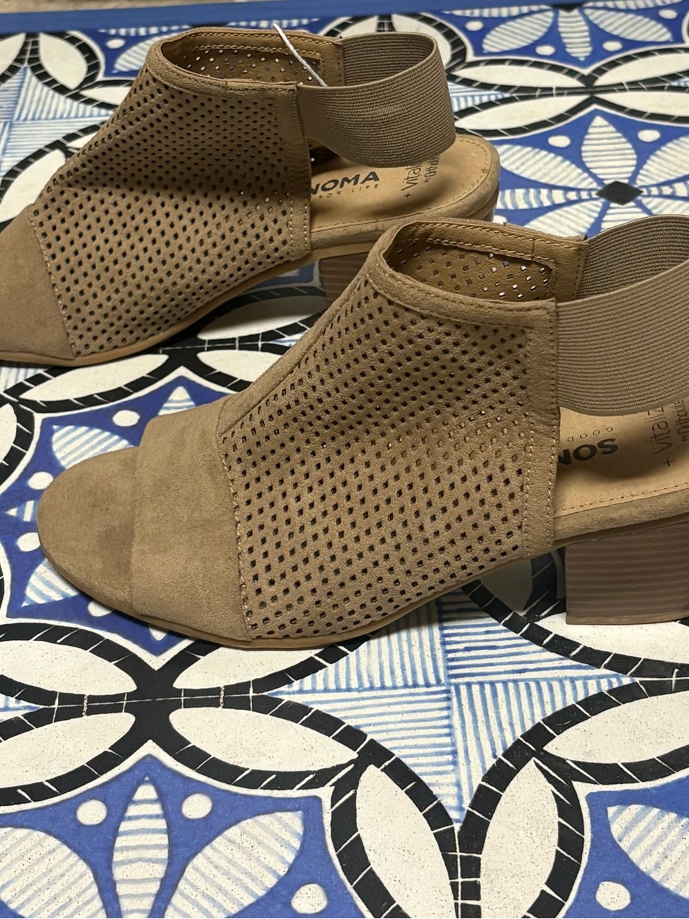 NWOT Size 8.5 Tan Perforated Open-Toe Block Heel Booties